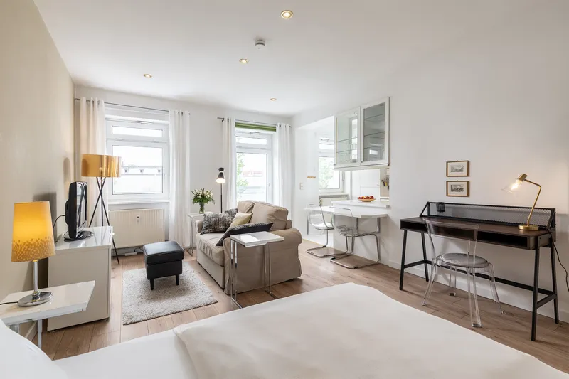 Ab August 2026: Beautiful Studio Best Location Prenzlauer Berg — photo 1